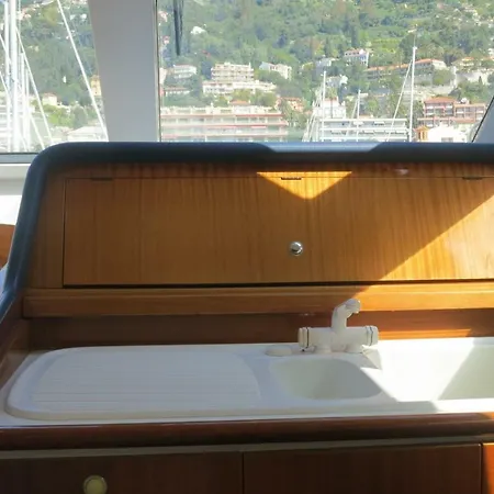 Bådhotel Yacht Summertime 3 Bedrooms Menton